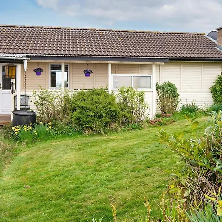 펜션 4 Person In Augustenborg-by Traum