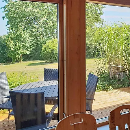 4 Person In Augustenborg-by Traum * Asserballeskov