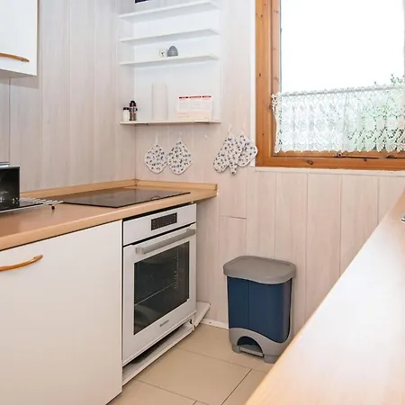 4 Person In Augustenborg-by Traum